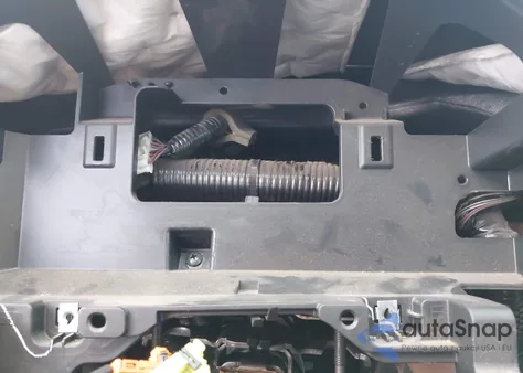 2015 Nissan Versa 1.6 Sv from USA, damaged, VIN 3N1CN7AP2FL927955